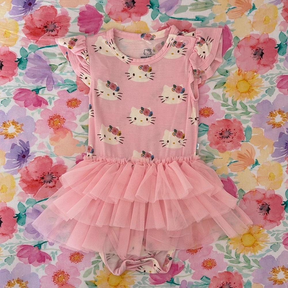 GUC Posh Peanut Hello Kitty tutu dress w/ bodysuit size 12-18 months